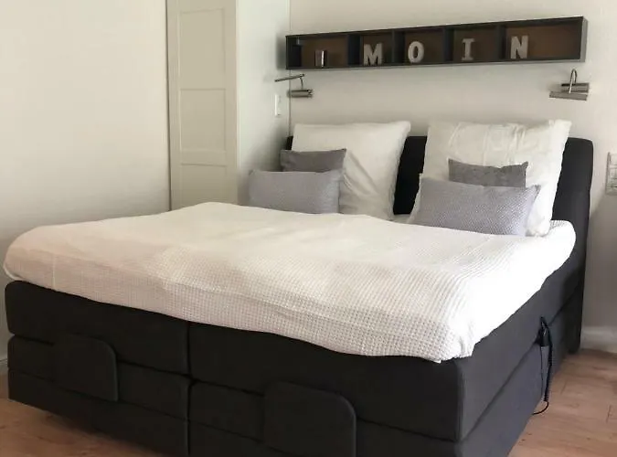 Breitengross Apartman *